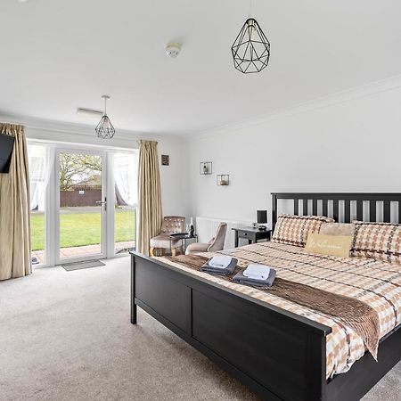 Number 6 - Lytton Tree Lodge, Reydon, Southwold Екстер'єр фото